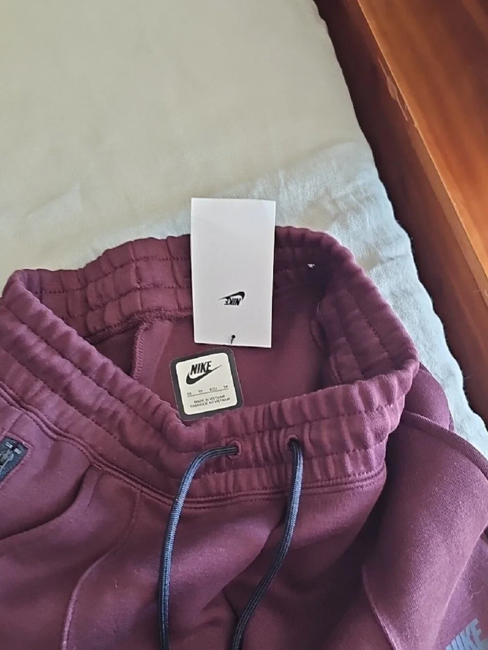Nike Maroon Women's Jogger Track Pants with Drawstring